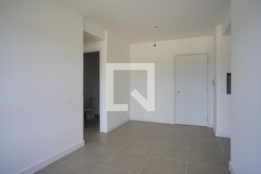 Sala de apartamento para alugar com 2 quartos, 60m² em Jardim do Salso, Porto Alegre