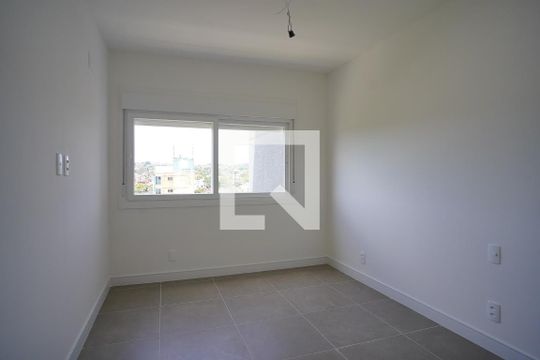 Suíte de apartamento para alugar com 2 quartos, 60m² em Jardim do Salso, Porto Alegre