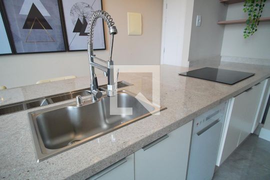 Cozinha de kitnet/studio à venda com 1 quarto, 72m² em Petrópolis, Porto Alegre