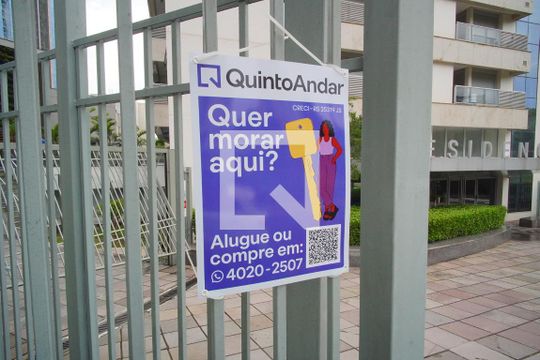 Fachada de kitnet/studio à venda com 1 quarto, 72m² em Petrópolis, Porto Alegre