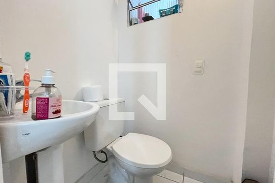 Lavabo de apartamento à venda com 3 quartos, 68m² em Chácara Inglesa, São Paulo