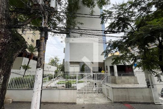 Fachada de apartamento à venda com 3 quartos, 68m² em Chácara Inglesa, São Paulo