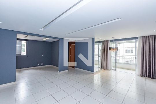 Apartamento para alugar com 4 quartos, 107m² em Buritis, Belo Horizonte