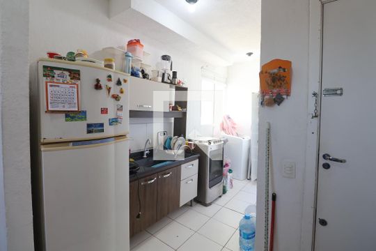 Cozinha e Área de Serviço de apartamento para alugar com 2 quartos, 60m² em Rio Branco, Canoas