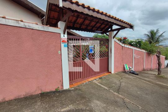 PLACA INSTALADA NA FACHADA de casa à venda com 3 quartos, 326m² em Vila Lourdes, Campinas