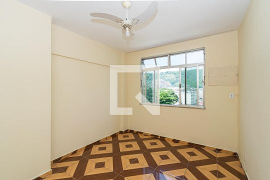 Quarto 1 de apartamento para alugar com 3 quartos, 70m² em Olaria, Rio de Janeiro