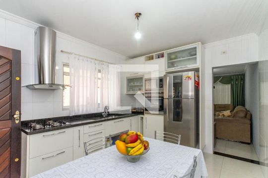 Cozinha de casa à venda com 2 quartos, 120m² em Gopoúva, Guarulhos