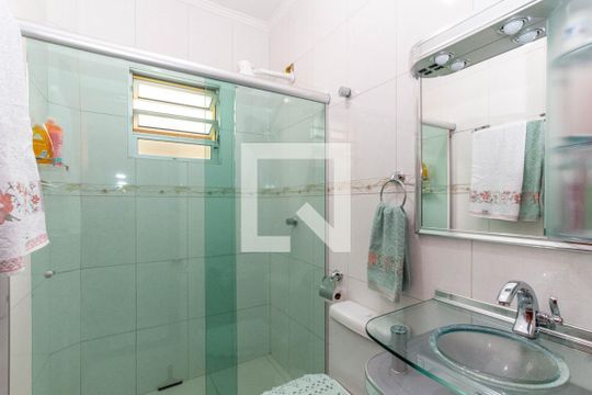 Banheiro de casa à venda com 2 quartos, 120m² em Gopoúva, Guarulhos