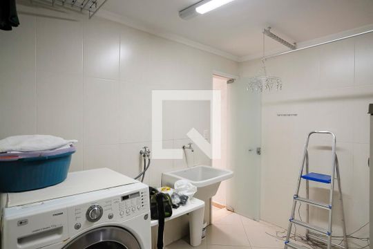 Área de Serviço de casa à venda com 3 quartos, 340m² em Santa Paula, São Caetano do Sul