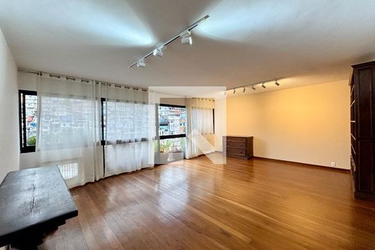 Sala de apartamento à venda com 4 quartos, 180m² em Gávea, Rio de Janeiro