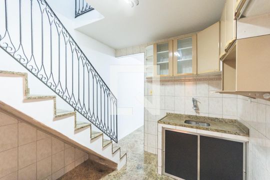 Cozinha (primeiro andar) de casa para alugar com 2 quartos, 70m² em Vila Isabel, Rio de Janeiro