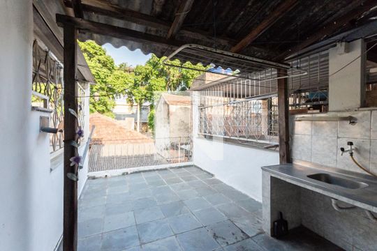 Terraço de casa para alugar com 2 quartos, 70m² em Vila Isabel, Rio de Janeiro