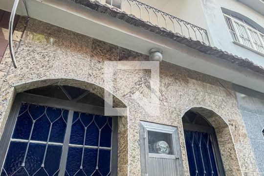 Fachada da casa de casa para alugar com 2 quartos, 70m² em Vila Isabel, Rio de Janeiro