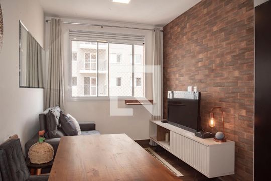 Apartamento para alugar com 2 quartos, 37m² em Chácara Inglesa, São Paulo
