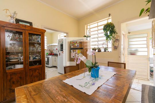 Cozinha de casa à venda com 4 quartos, 205m² em Santo Antônio, Porto Alegre