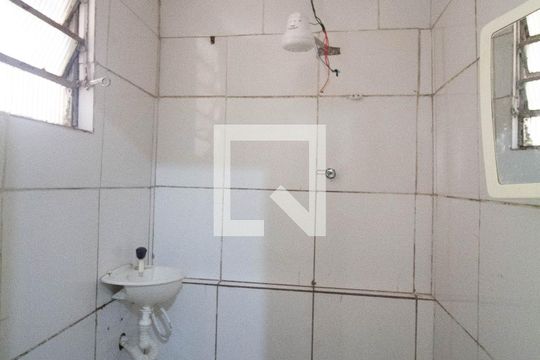 Banheiro de casa para alugar com 1 quarto, 40m² em Jardim Brasil, São Paulo