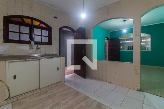 Cozinha de casa para alugar com 1 quarto, 80m² em Jardim Nova Poá, Poá
