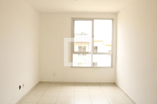 Sala de apartamento para alugar com 2 quartos, 49m² em Chácara Contagem, Contagem