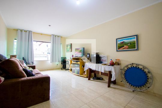 Sala de casa à venda com 3 quartos, 253m² em Jardim Las Vegas, Santo André