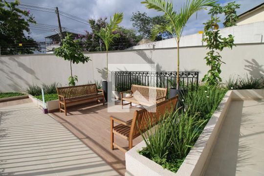 Área comum de apartamento para alugar com 2 quartos, 46m² em Ramos, Rio de Janeiro