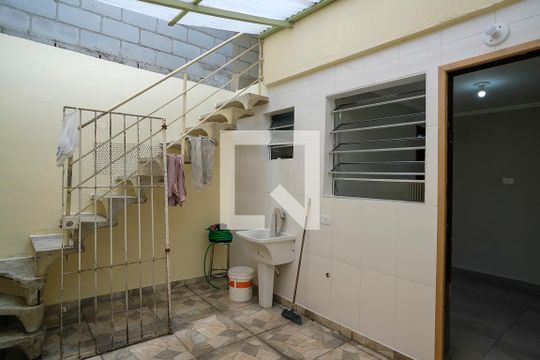 Área de Serviço de casa para alugar com 2 quartos, 72m² em Cerâmica, São Caetano do Sul