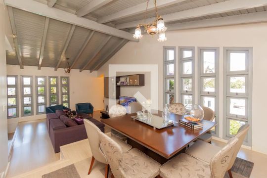 Casa à venda com 3 quartos, 299m² em Ideal, Novo Hamburgo