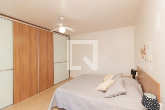 Suíte de casa à venda com 3 quartos, 299m² em Ideal, Novo Hamburgo