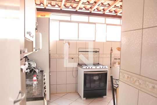 cozinha de apartamento à venda com 3 quartos, 63m² em Jaqueline, Belo Horizonte