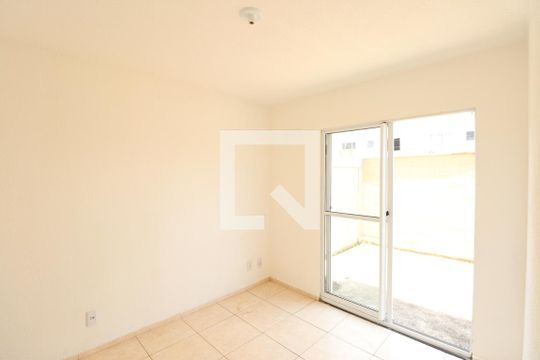 Quarto 2 de apartamento para alugar com 2 quartos, 52m² em Vila Lage, São Gonçalo