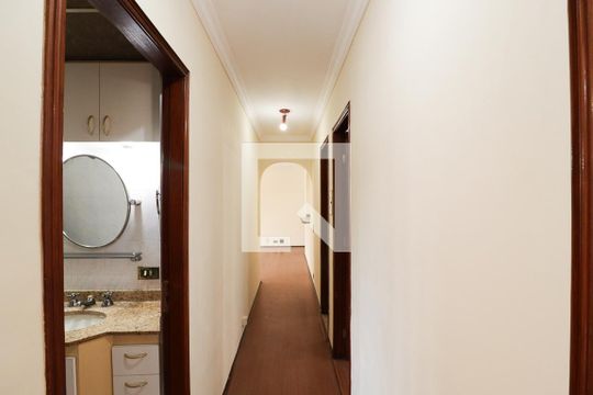 Corredor de apartamento à venda com 3 quartos, 86m² em Jardim das Laranjeiras, São Paulo