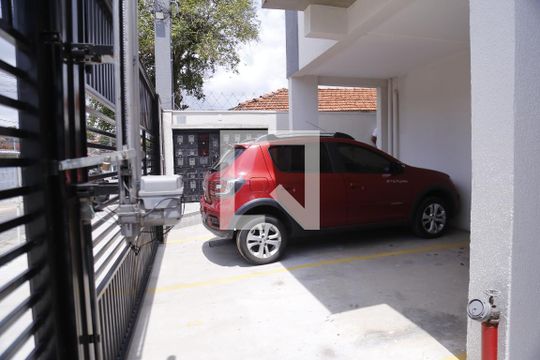 Garagem de apartamento à venda com 2 quartos, 48m² em Vila Santa Edwiges, São Paulo