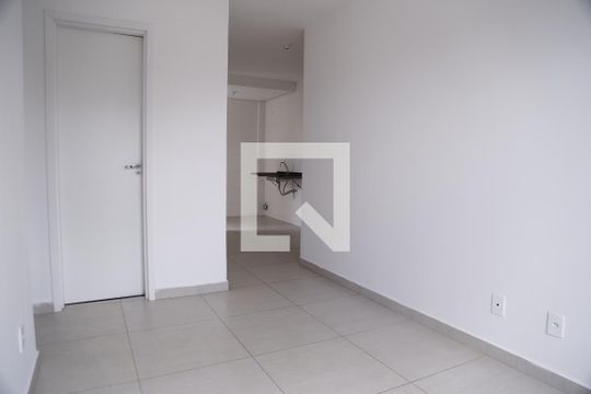 Apartamento à venda com 2 quartos, 48m² em Vila Santa Edwiges, São Paulo