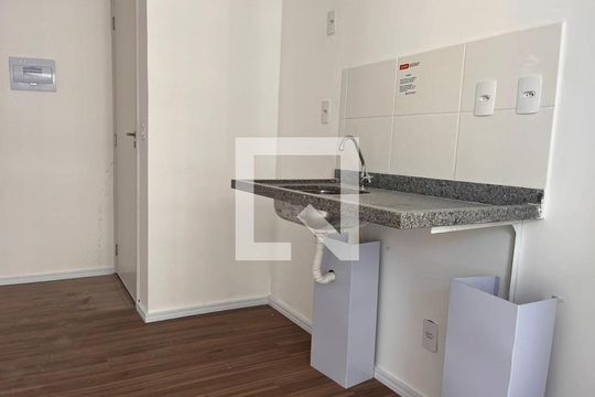 Cozinha de apartamento à venda com 2 quartos, 33m² em Água Branca, São Paulo