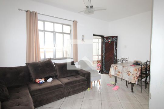Sala de casa à venda com 3 quartos, 455m² em Lins de Vasconcelos, Rio de Janeiro