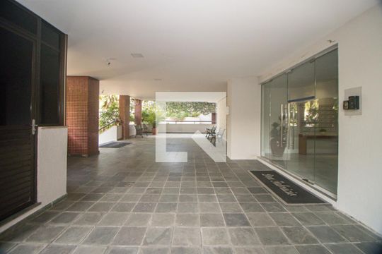 Área comum de apartamento à venda com 3 quartos, 120m² em Mont Serrat, Porto Alegre