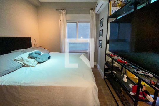 Suíte  de apartamento para alugar com 1 quarto, 36m² em Sumarezinho, São Paulo
