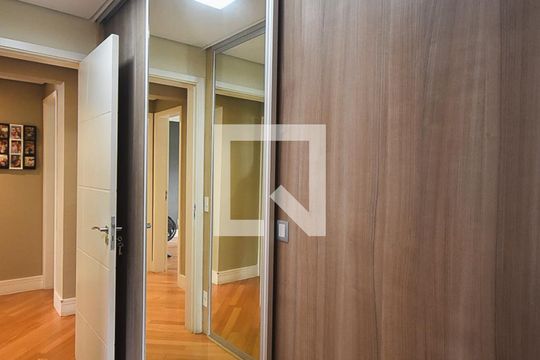 Quarto 2 de apartamento para alugar com 3 quartos, 124m² em Vila Andrade, São Paulo