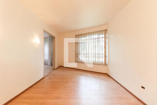 Sala de TV de casa à venda com 3 quartos, 170m² em Jardim das Américas, Curitiba