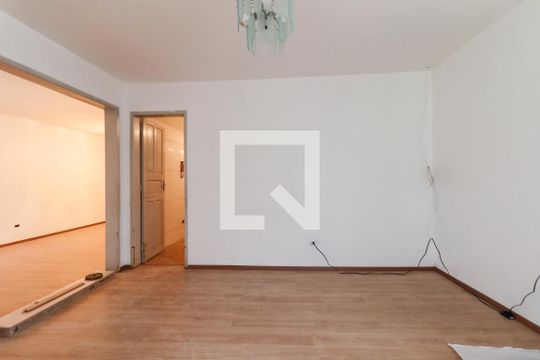 Sala de casa à venda com 3 quartos, 170m² em Jardim das Américas, Curitiba