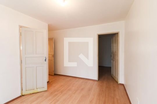 Quarto 1 Suíte de casa à venda com 3 quartos, 170m² em Jardim das Américas, Curitiba