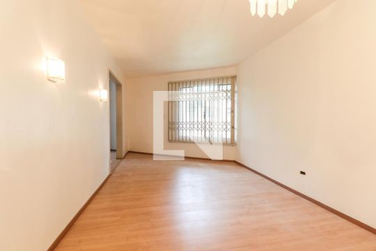 Casa à venda com 3 quartos, 170m² em Jardim das Américas, Curitiba