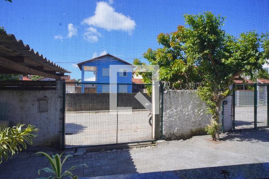 Sala - Vista de apartamento para alugar com 1 quarto, 100m² em Cachoeira do Bom Jesus Leste, Florianópolis