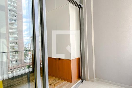 Varanda da Sala/Quarto de kitnet/studio à venda com 1 quarto, 25m² em Vila Mariana, São Paulo