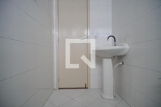 Banheiro de apartamento à venda com 1 quarto, 50m² em Centro, Novo Hamburgo