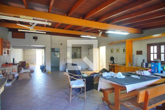Sala 1 de casa à venda com 4 quartos, 280m² em Scharlau, São Leopoldo