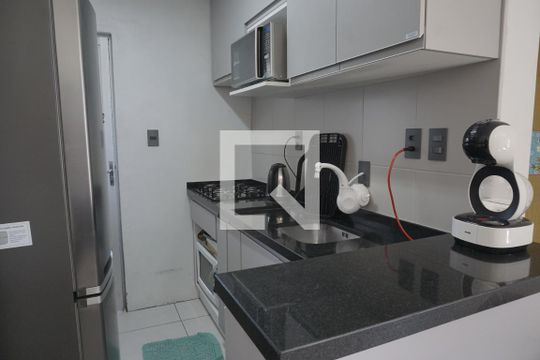 Cozinha de apartamento à venda com 2 quartos, 51m² em Canudos, Novo Hamburgo