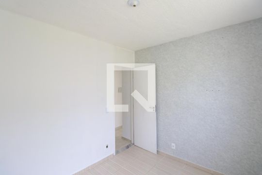 Quarto 2 de apartamento para alugar com 2 quartos, 42m² em Nova Cidade, São Gonçalo