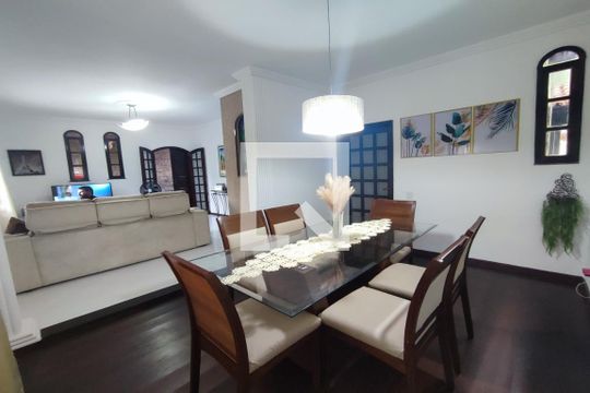 Sala de Jantar de casa de condomínio para alugar com 3 quartos, 300m² em Tanque, Rio de Janeiro