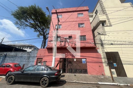 Fachada de kitnet/studio para alugar com 1 quarto, 15m² em Parque das Paineiras, São Paulo