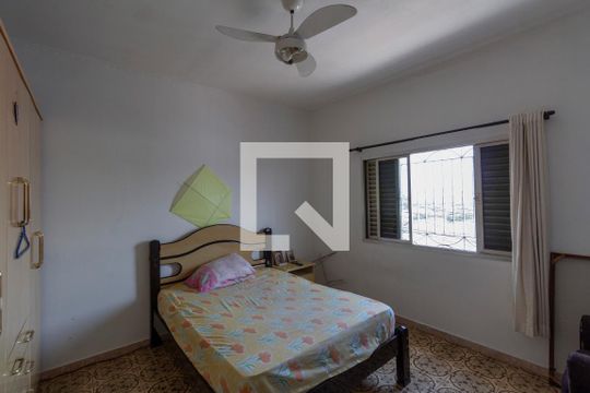Casa 1 - Quarto 1 de casa à venda com 5 quartos, 220m² em Jardim de Lorenzo, São Paulo